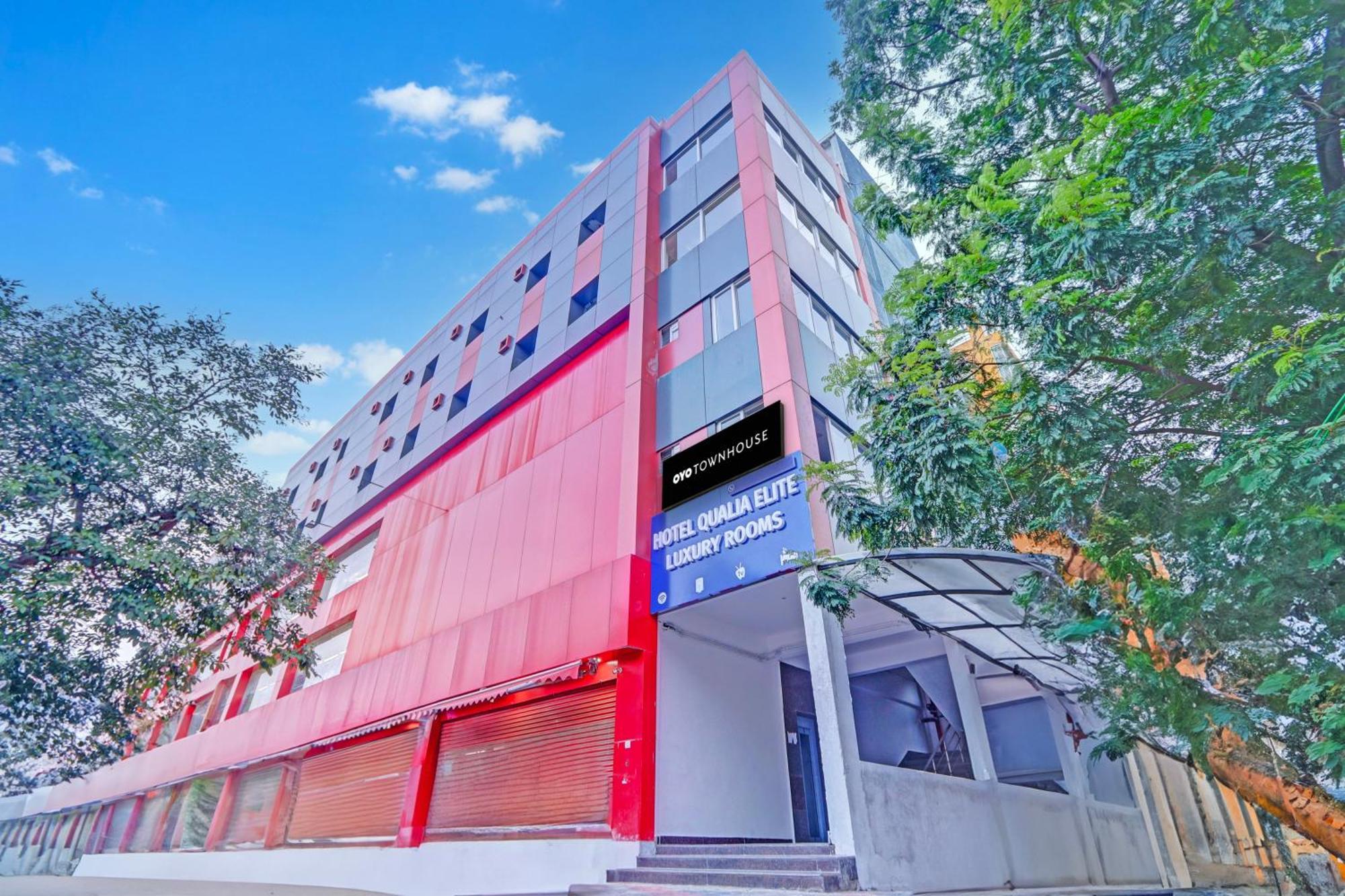 Super Townhouse Qualia Elite S R Nagar Hyderabad Exterior foto