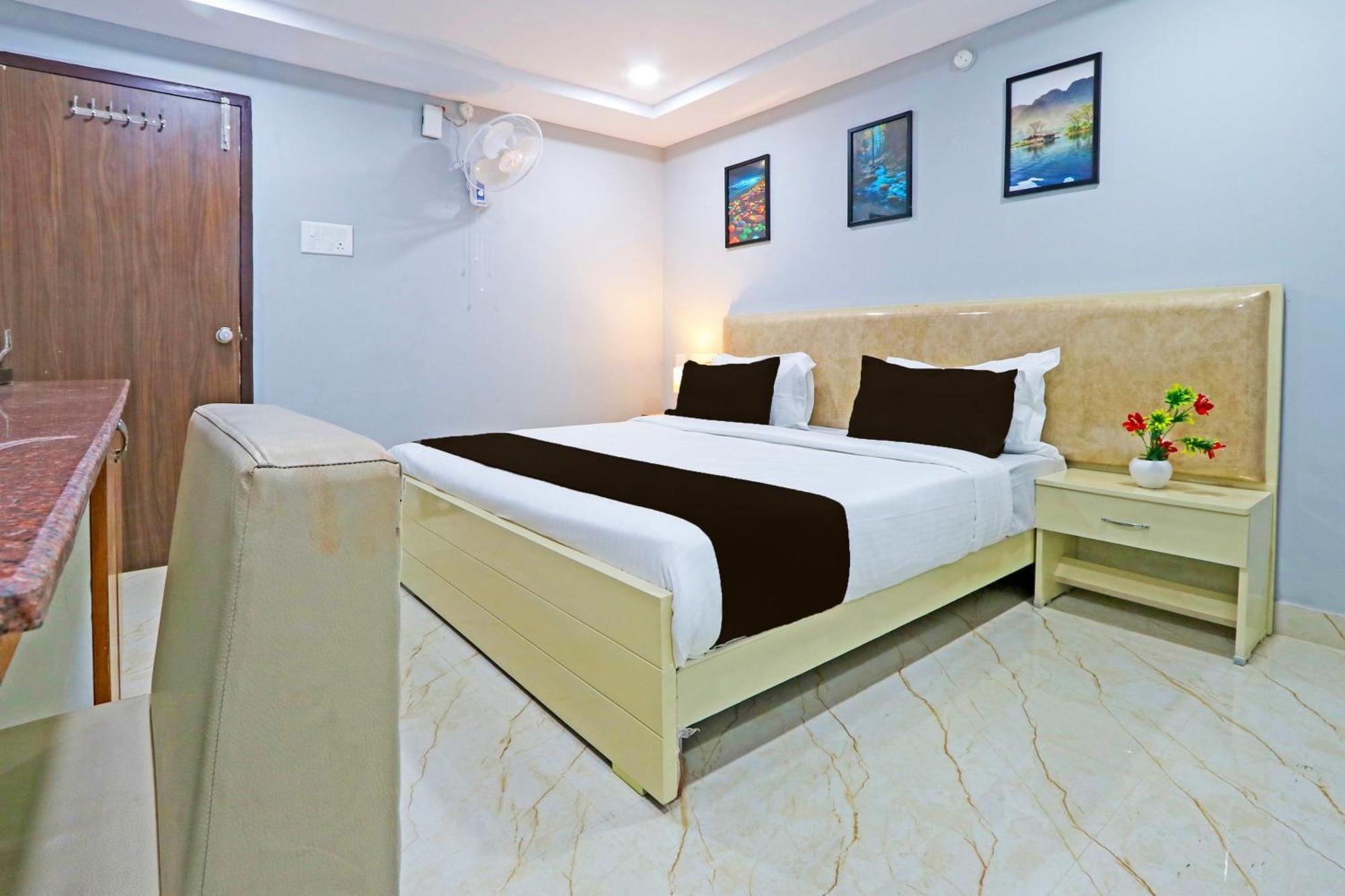 Super Townhouse Qualia Elite S R Nagar Hyderabad Exterior foto